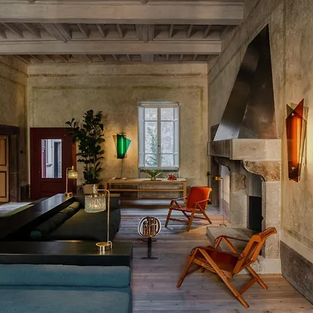 Palazzo Petrvs Hotel *