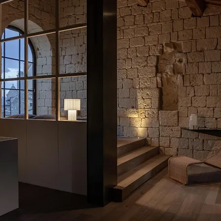 Palazzo Petrvs 酒店 *