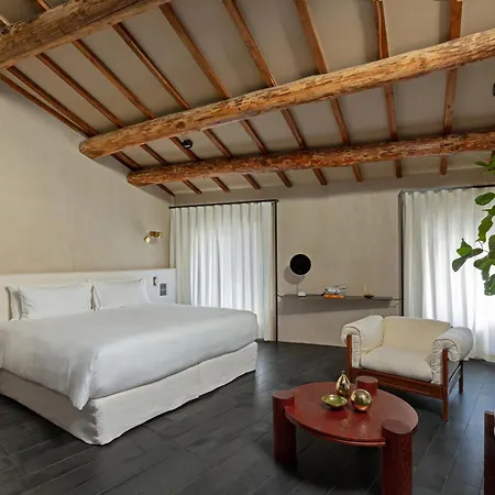 Palazzo Petrvs 酒店 *