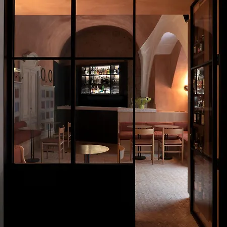 Hotel Palazzo Petrvs