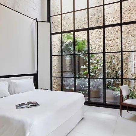 Hotel Palazzo Petrvs