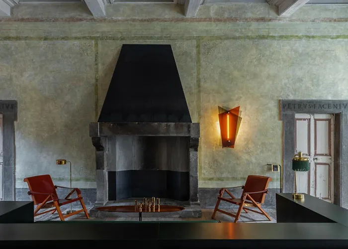 Hotel Palazzo Petrvs