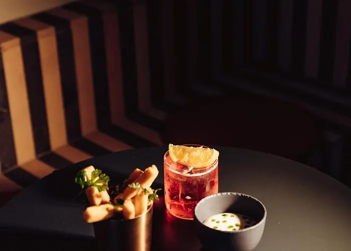 Hotel Palazzo Petrvs *