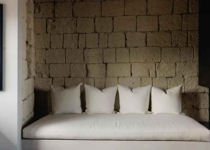 Hotel Palazzo Petrvs