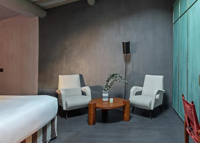 Hotel Palazzo Petrvs *