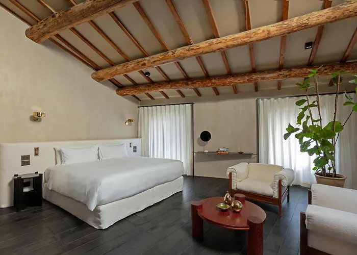 Palazzo Petrvs Hotel *