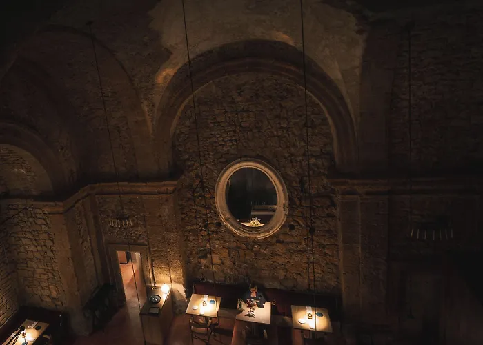 Hotel Palazzo Petrvs *