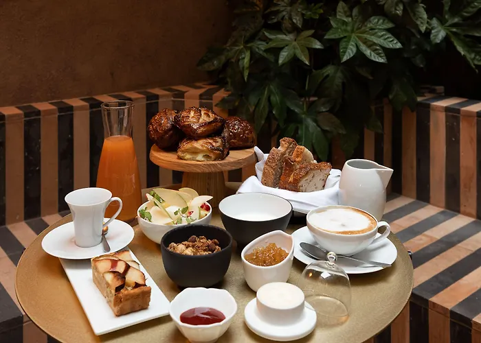 Palazzo Petrvs Hotel