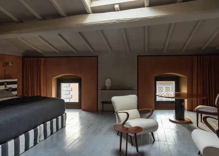 Hotel Palazzo Petrvs *